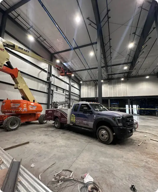 Garage Doors Custom service technician providing garage door emergency repairs in Spring Valley, NY. Available 24/7.