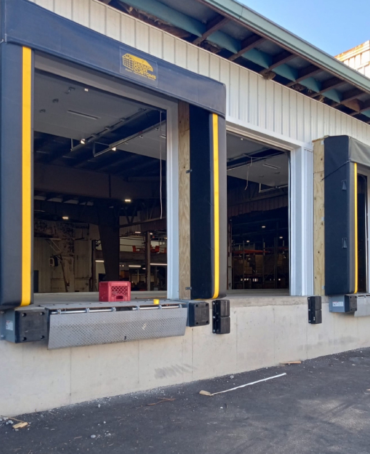 New York commercial overhead garage doors for a warehouse. Garage door installation services, NYC.
